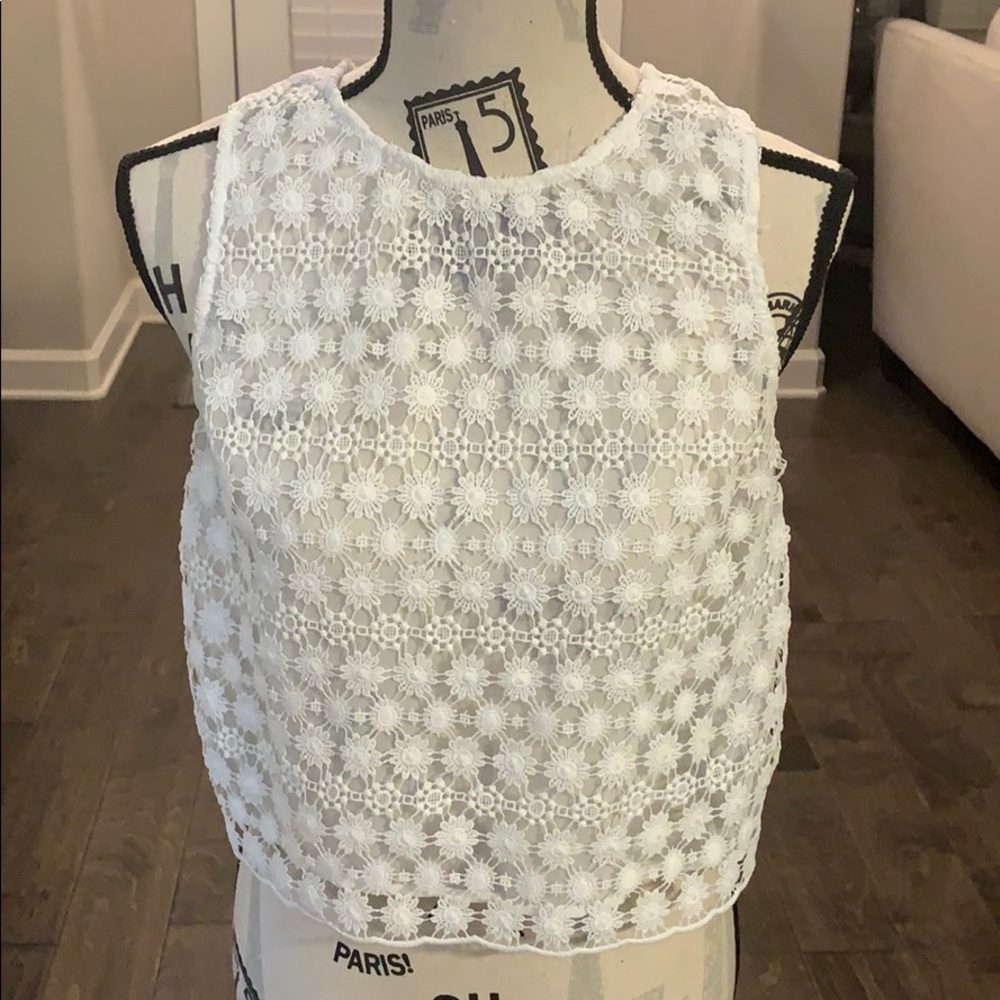 Crop top